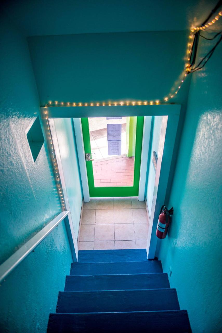 The Big Island Hostel Hilo Extérieur photo